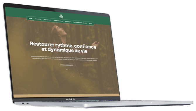 Mockup du site vitrine de l'association Niaque à l'Âme réalisé par Mathieu Betton, webdesigner à Nantes